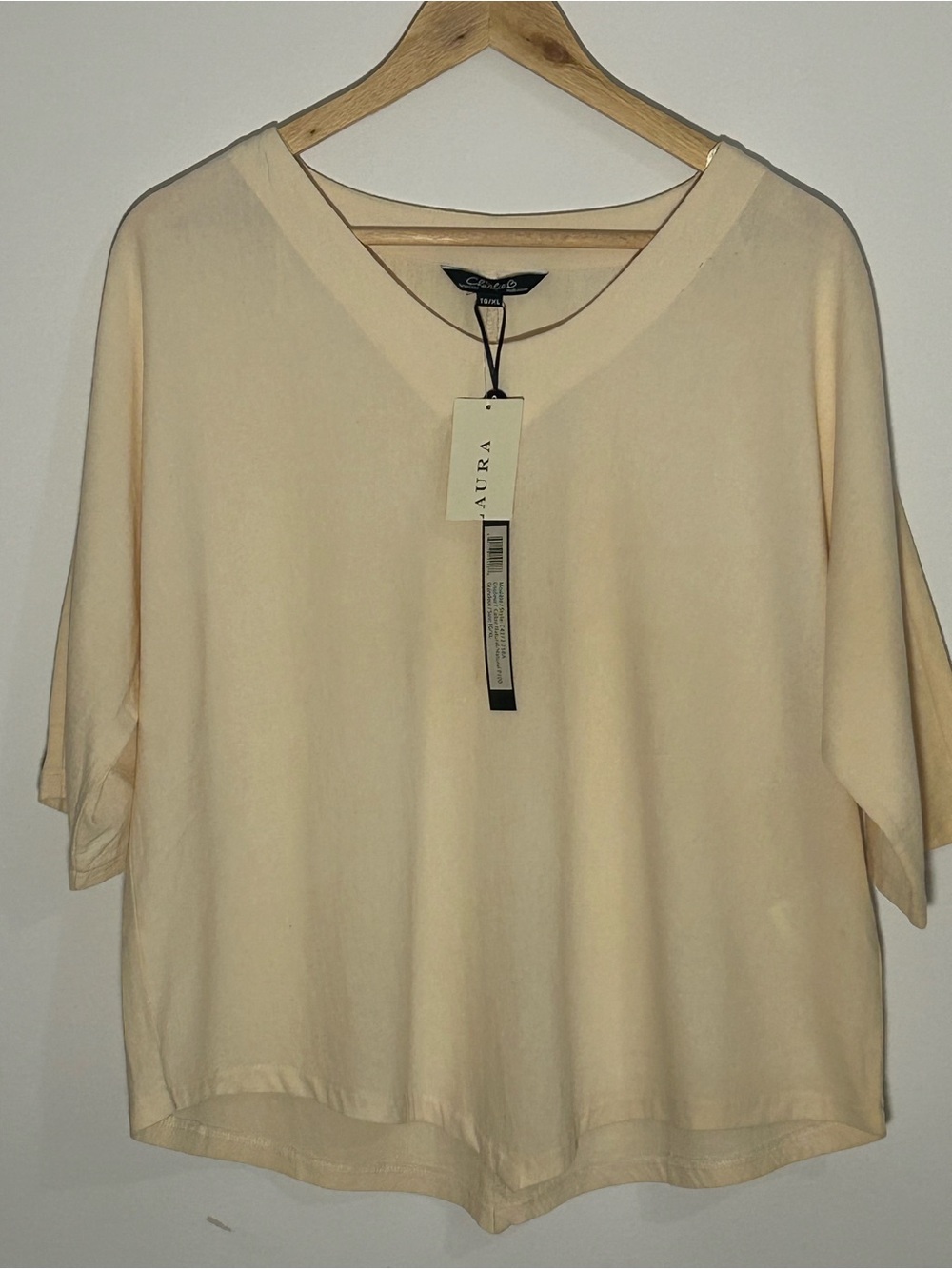 CHARLIE B Cream V-Neck Short Sleeve Top